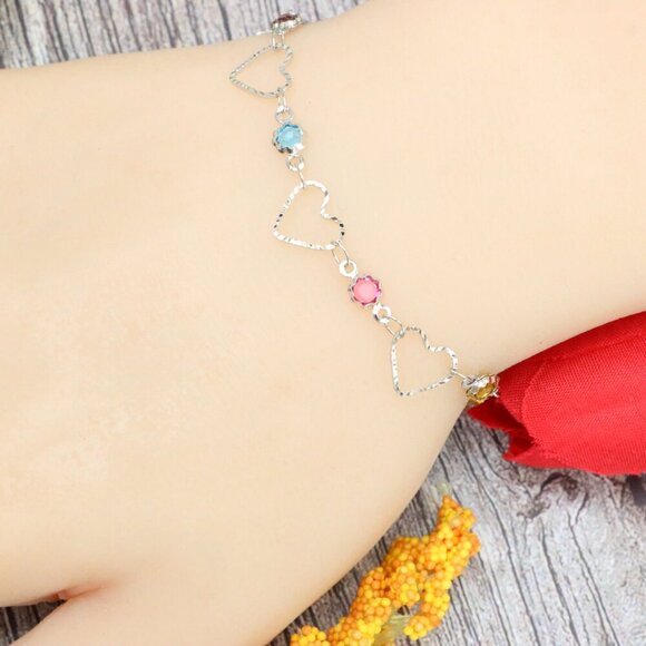 "Trendy Handmade Bracelet – A Stylish Gift for Women & Girls, MAR092001 - Picture 5 of 10